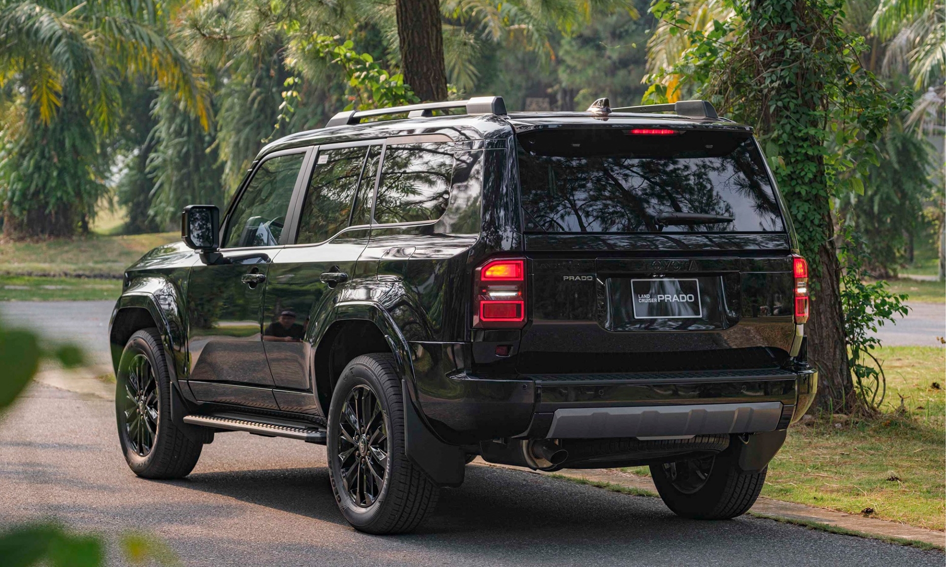 toyota land cruiser prado 1